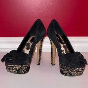 Jessica Simpson Black lace heels